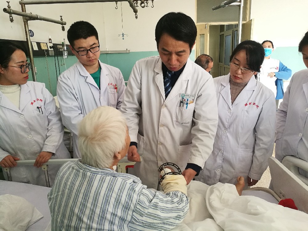 A good doctor in China Cheng Yongzhong